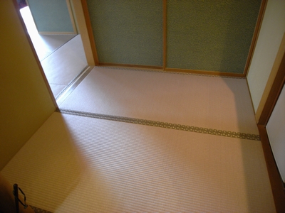 榻榻米的溫暖從玄關(guān)開始延續(xù)。